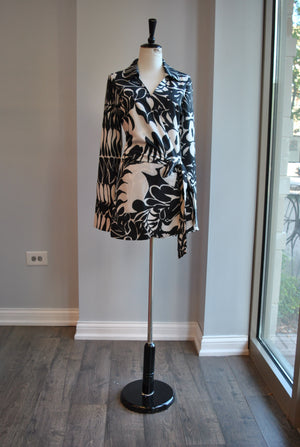 CLEARANCE - BLACK AND WHITE ROMPER