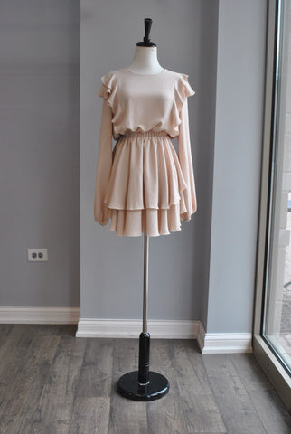 BEIGE SWEATER DRESS WITH HIGHT NECK AND BACK PEEK A BOO