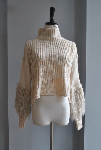 SWEATER WITH FAUX FUR