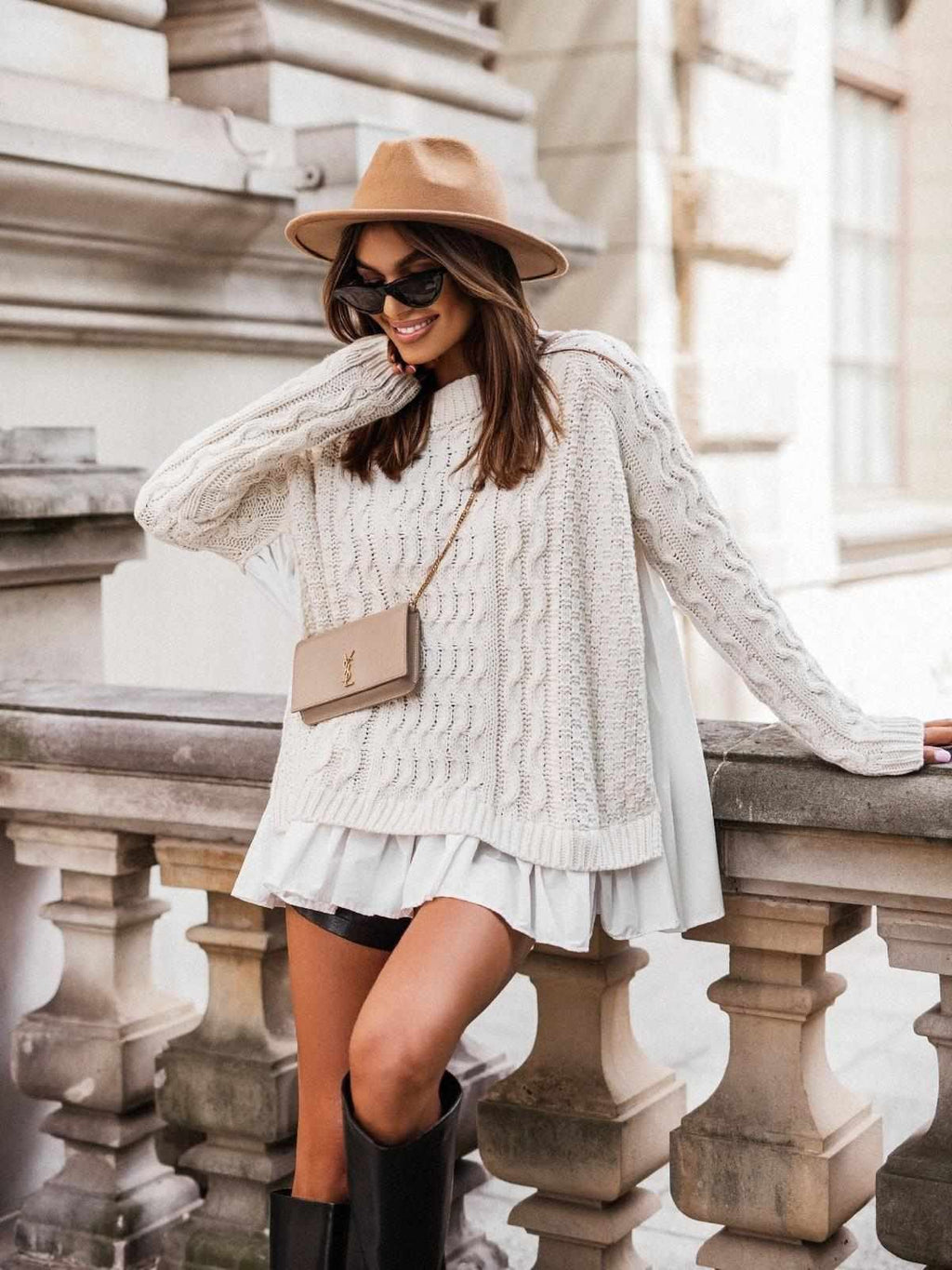 CLEARANCE - VANILLA SWEATR TUNIC
