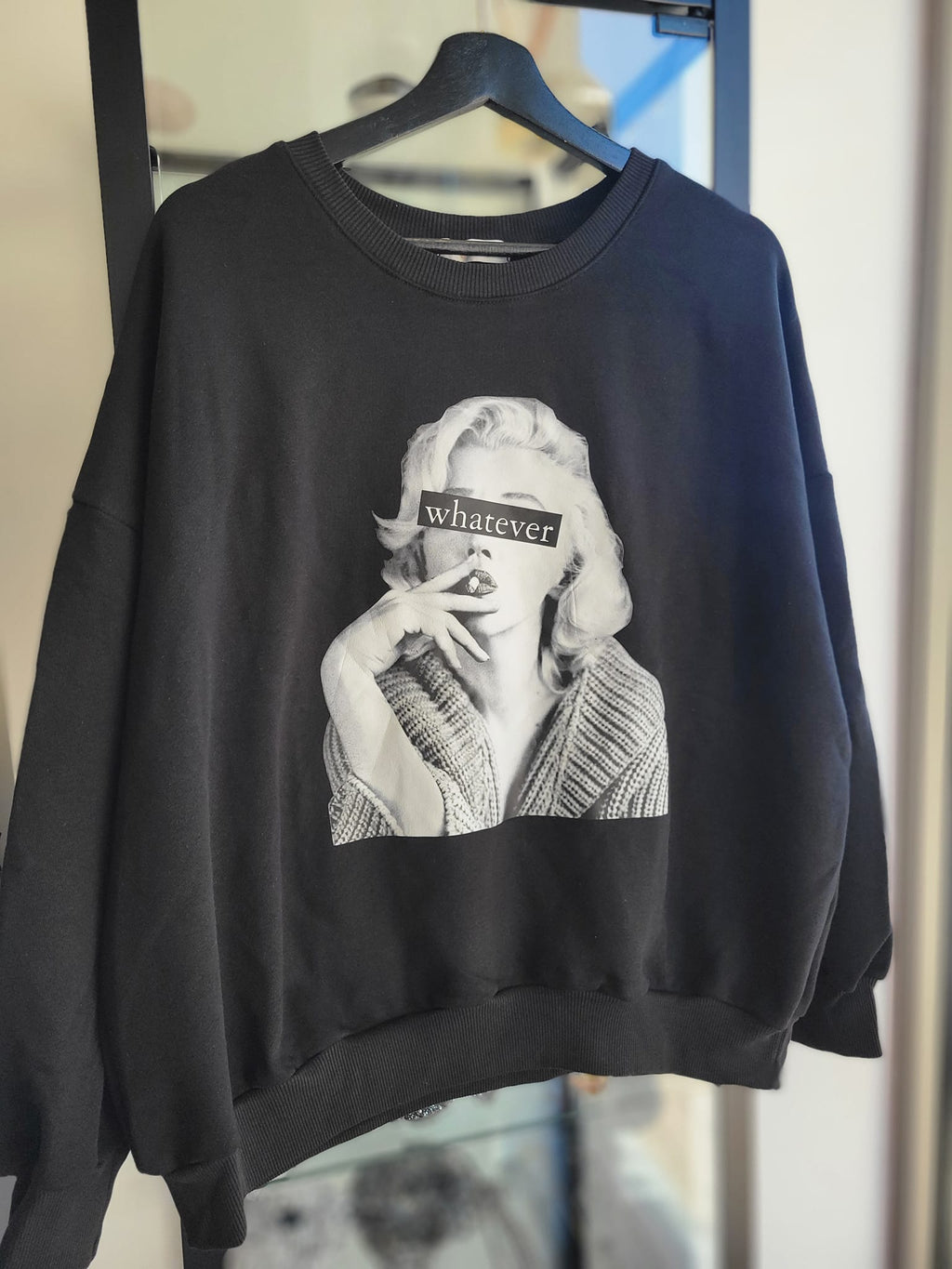 BLACK SWEATSHIRT "WHATEVER"