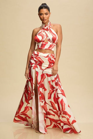 BEIGE SUMMER SET WITH PLEATED SKIRT AND A VEST