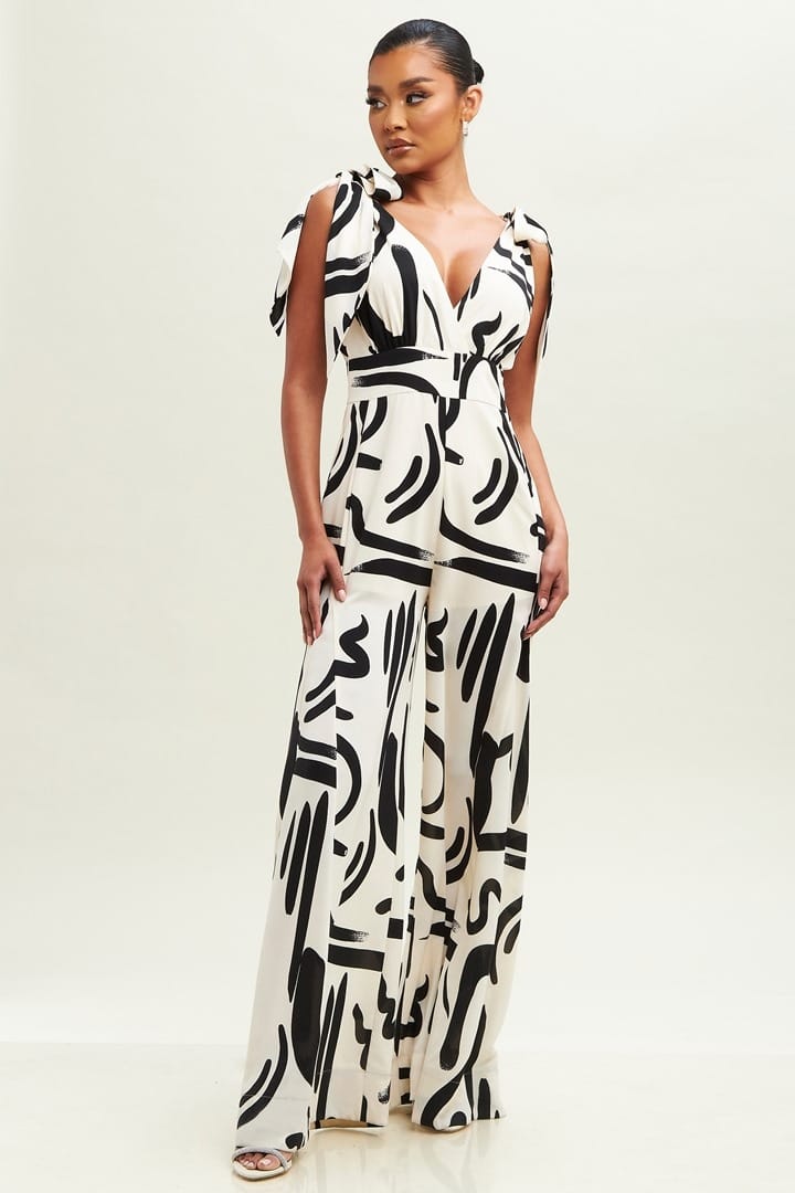 WHITE AND BLACK PRINT SUMMER JUMPSUIT