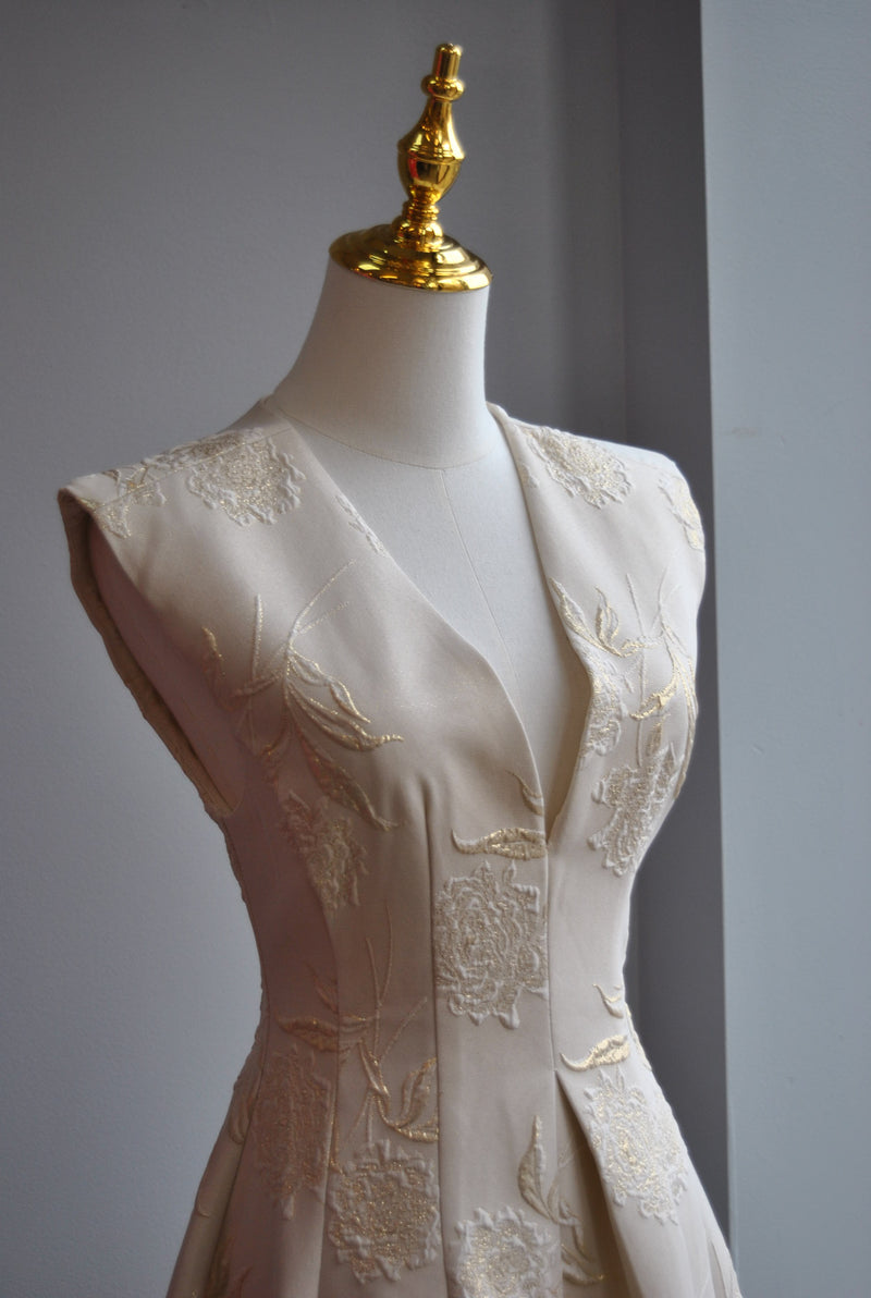 VANILLA FIT AND FLAIR MIDI DRESS