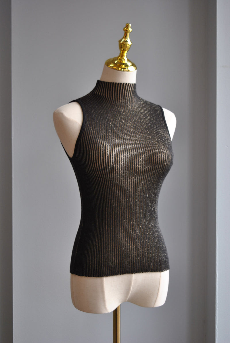 BLACK AND GOLD HIGH NECK BASIC TOP