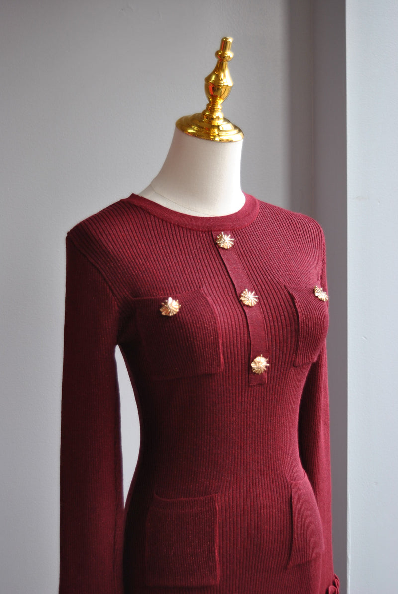 BURGUNDY SWEATER DRESS WITH GOLD BUTTONS