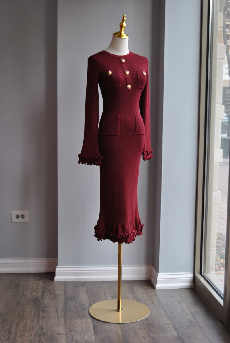 BURGUNDY SWEATER DRESS WITH GOLD BUTTONS