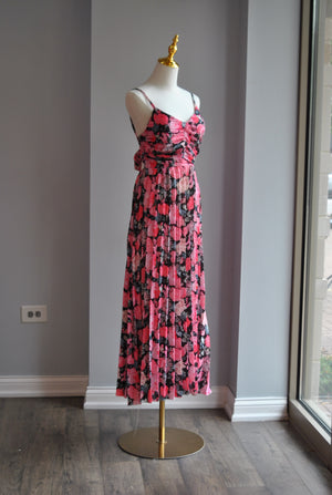 BLACK MULTI PLEATED MAXI DRESS