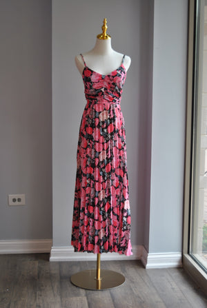 BLACK MULTI PLEATED MAXI DRESS