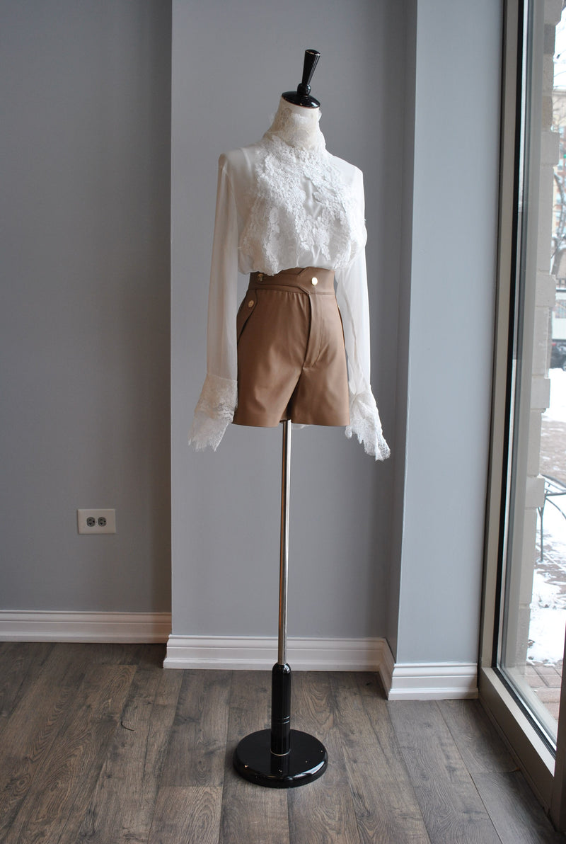 WHITE BLOUSE WITH LACE AND HIGH NECK