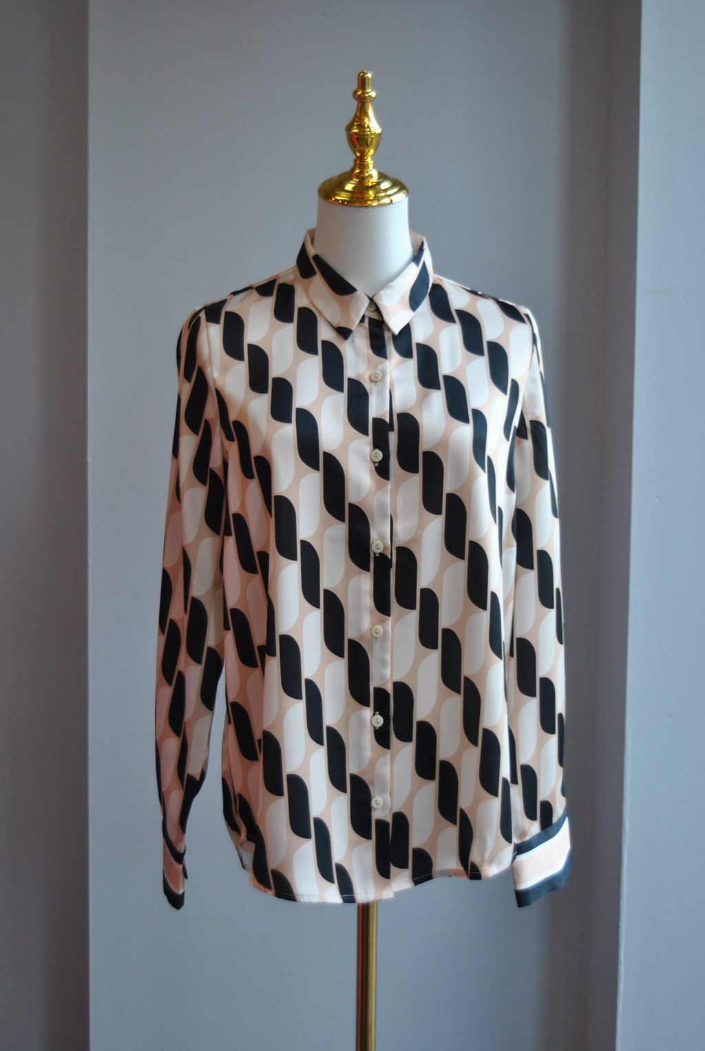 BEIGE MULTI SILKY BLOUSE