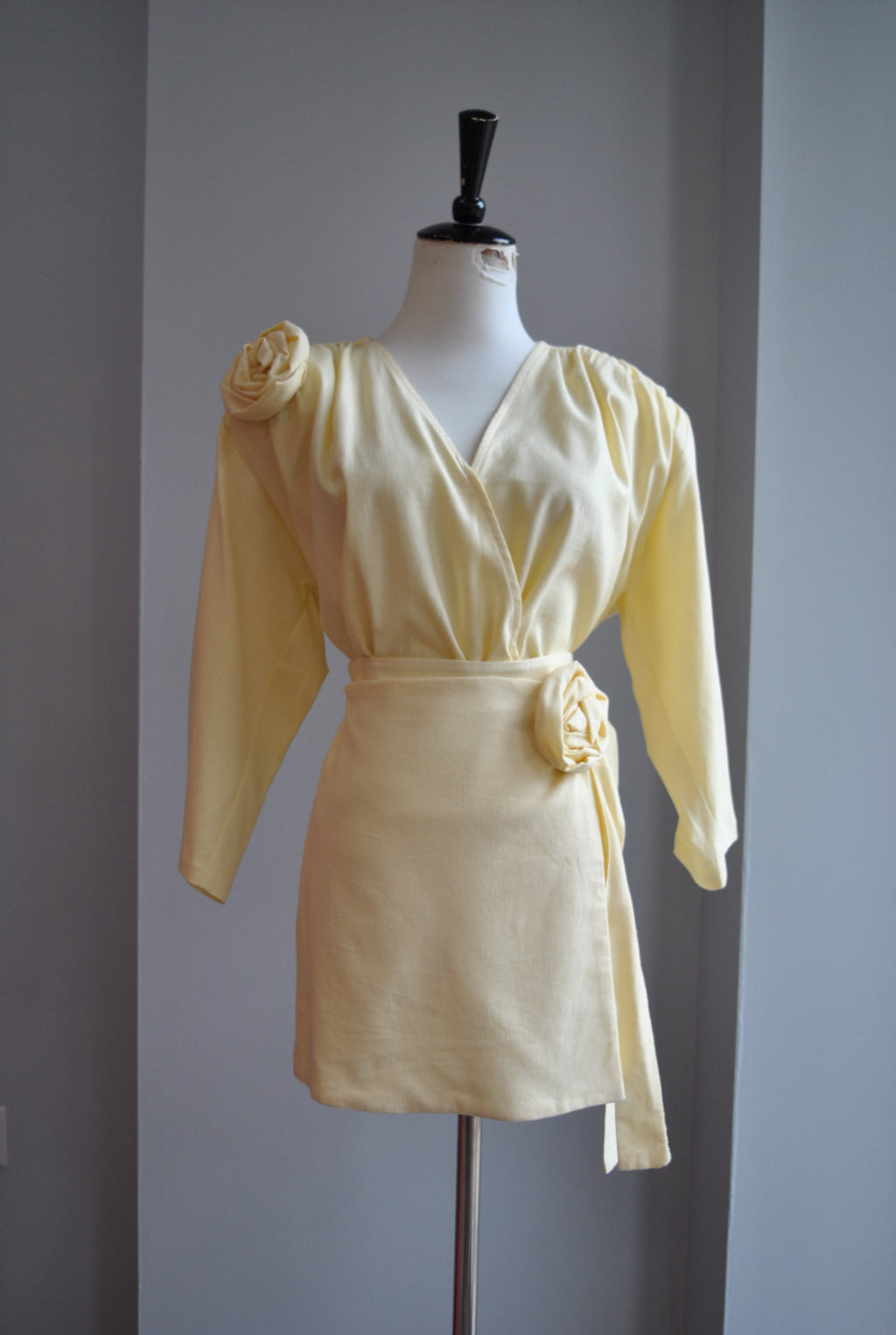 CLEARANCE - YELLOW LINEN SUMMER SET
