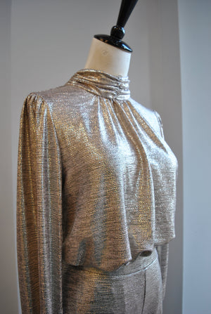 CLEARANCE - SILVER SET OF PANTS AND A TOP