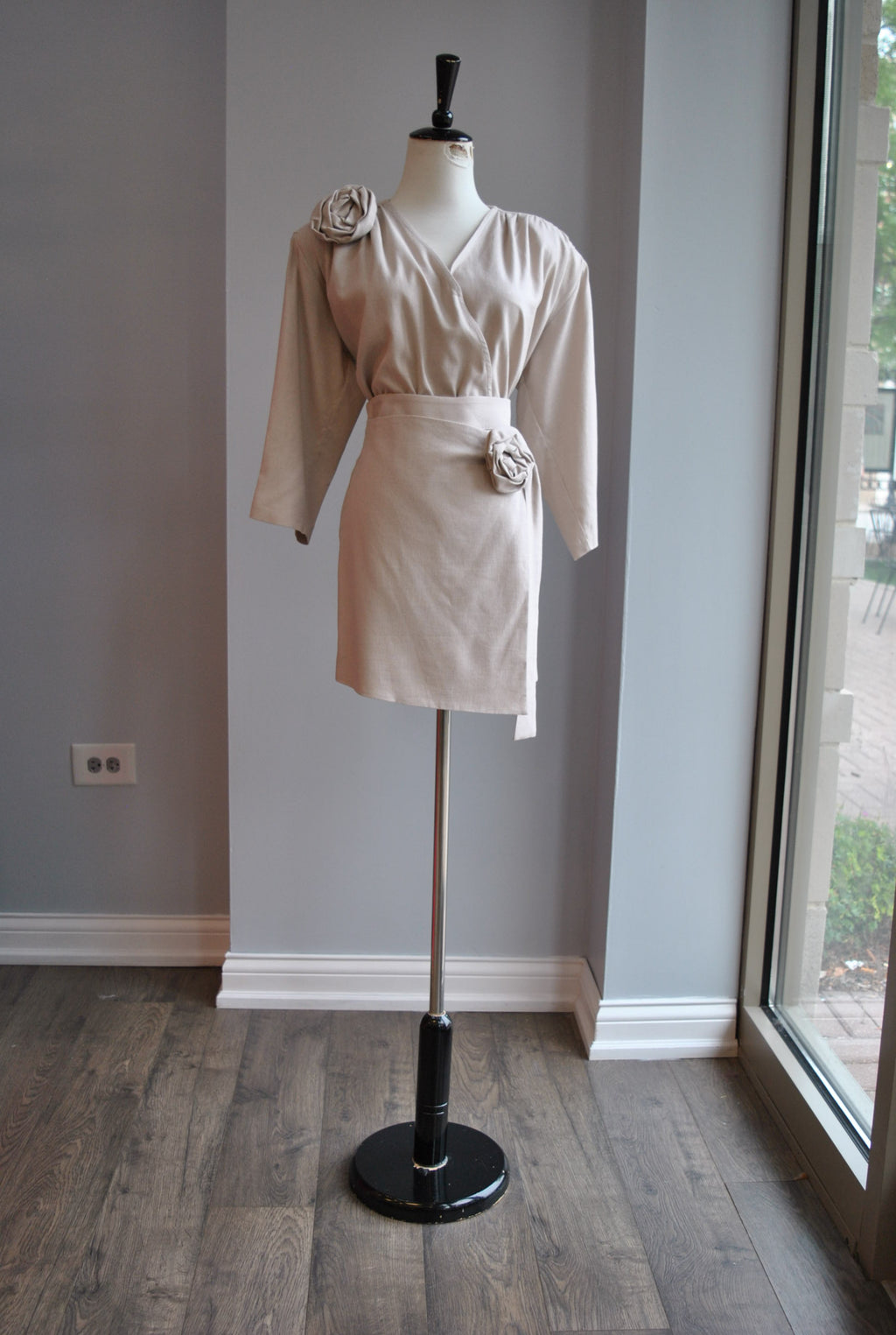 CLEARANCE - OATMEAL SUMMER LINEN SET