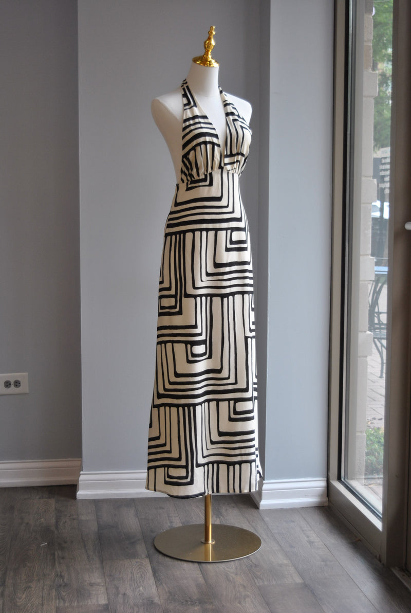 BLACK AND OFF WHITE SUMMER HALTER STYLE DRESS WITH OPEN BACK AND SIDE POCETS