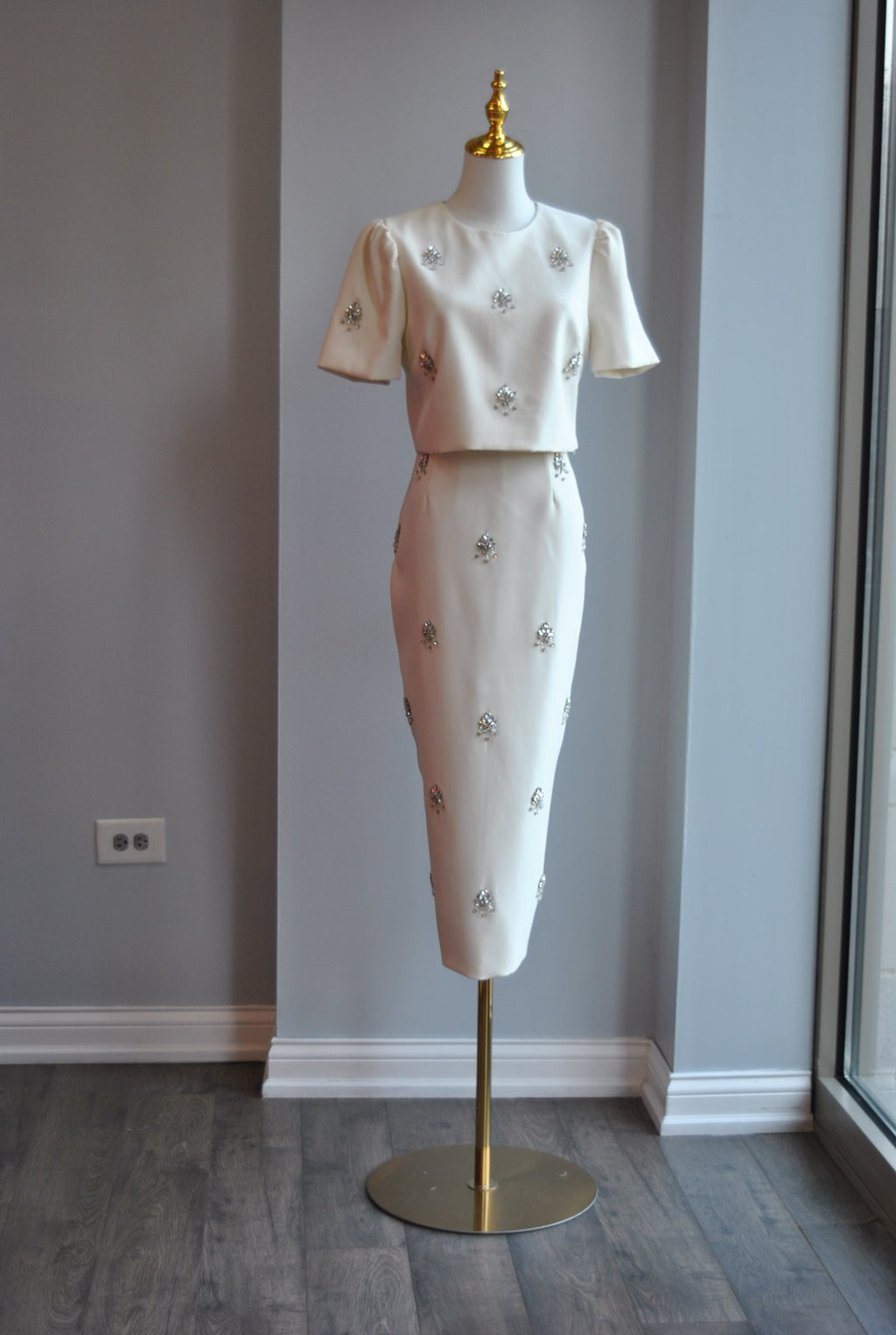 VANILLA SET WITH RHINESTONES