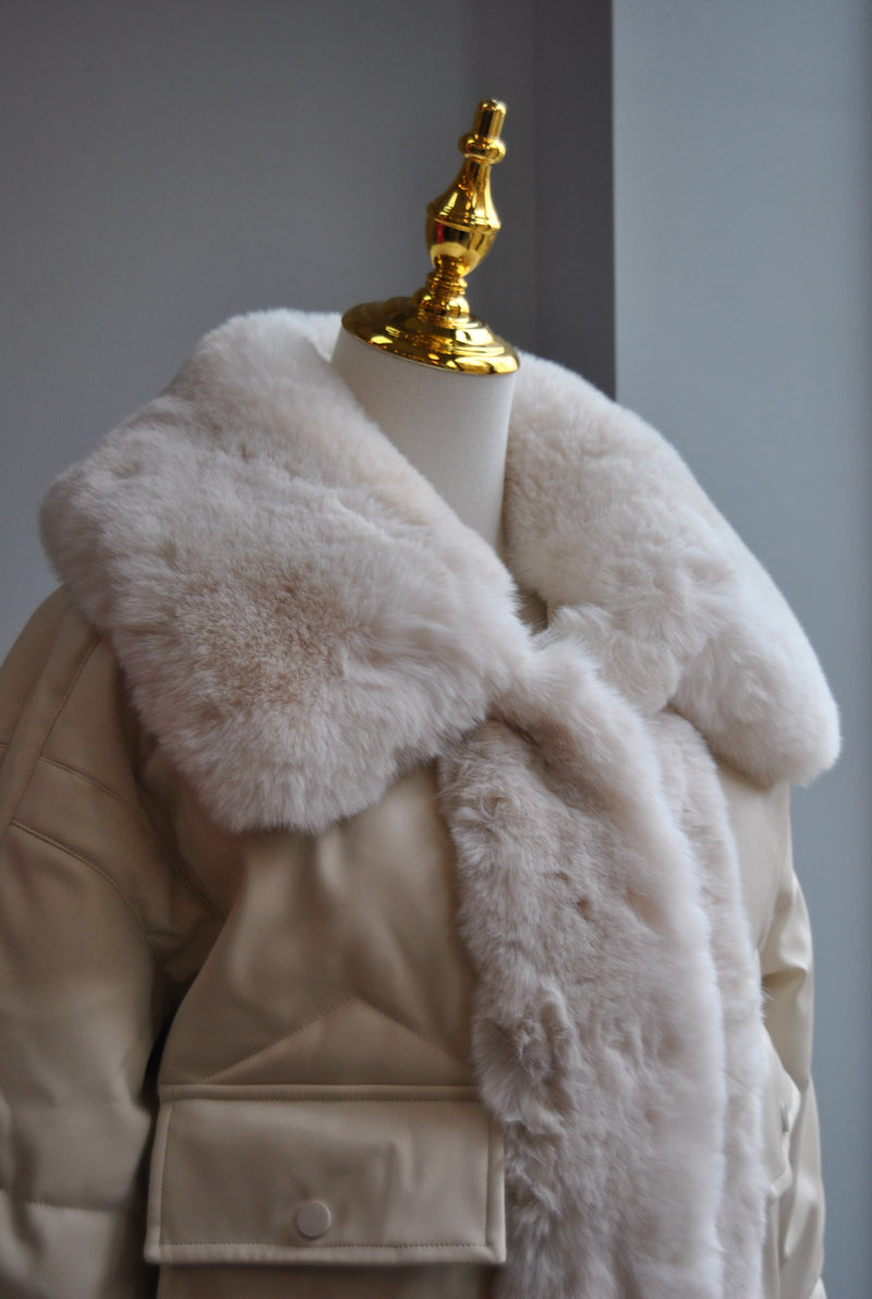 LIGHT BEIGE FAUX LEATHER JACKET WITH FAUX FUR