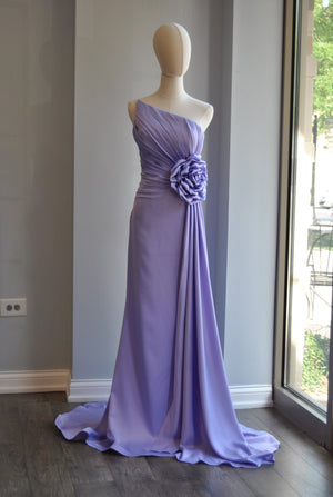 LAVENDER LONG EVENING DRESS WITH SIDE FLOWER