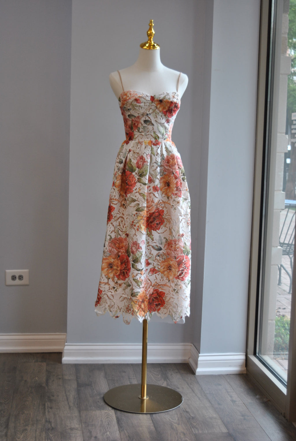 MULTICOLOR MIDI LACE DRESS