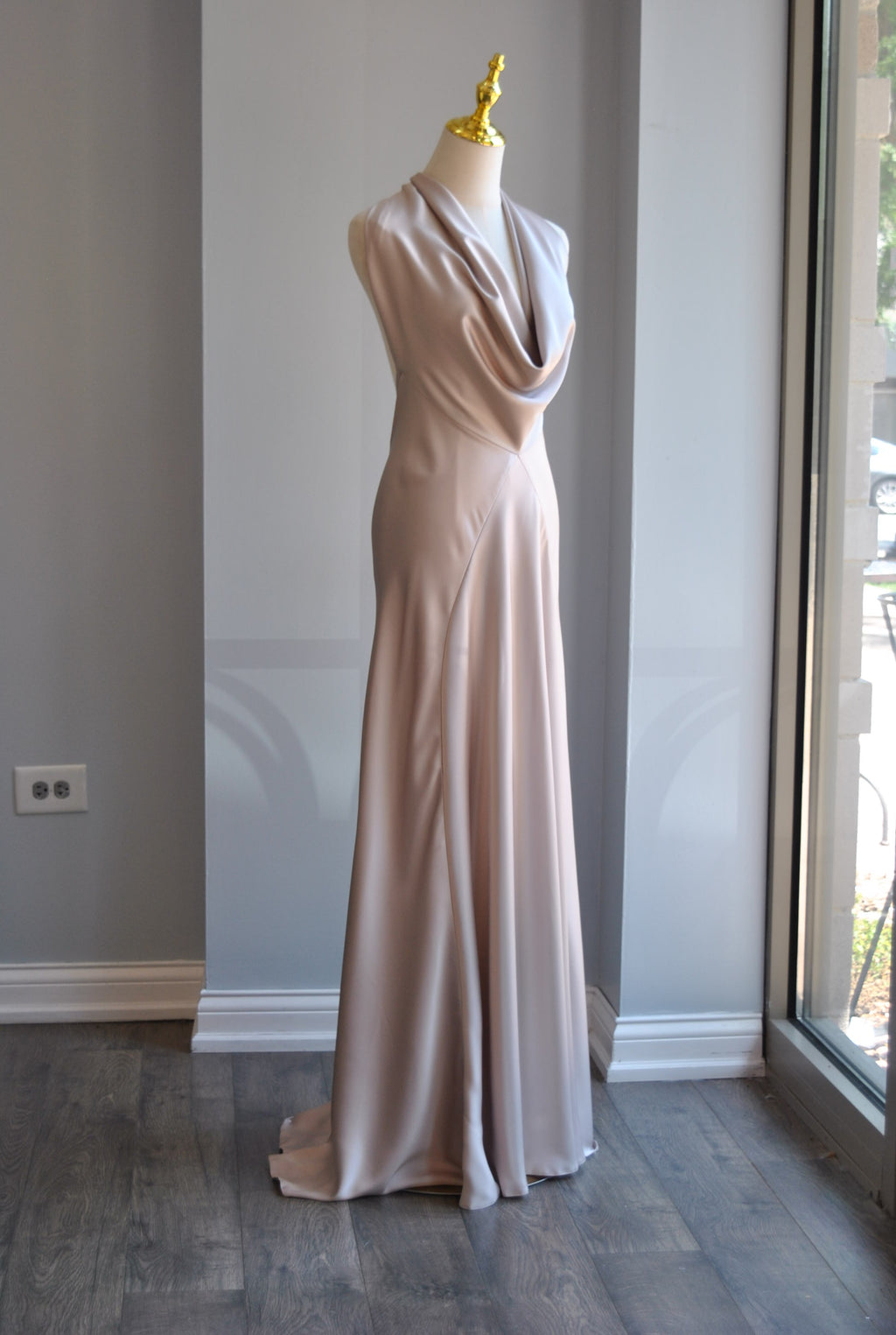 CHAMPAGNE SILKY LONG HALTER STYLE EVENING DRESS WITH OPEN BACK