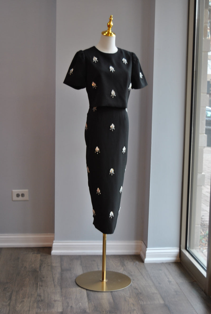 BLACK SET OF MIDI SKIRT AND CROPPED TOP WITH CRYSTALS