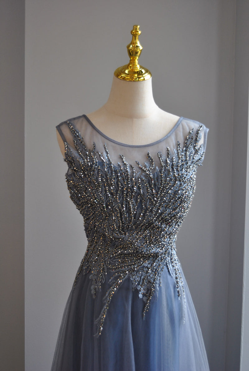 GREY LONG EVENING GOWN