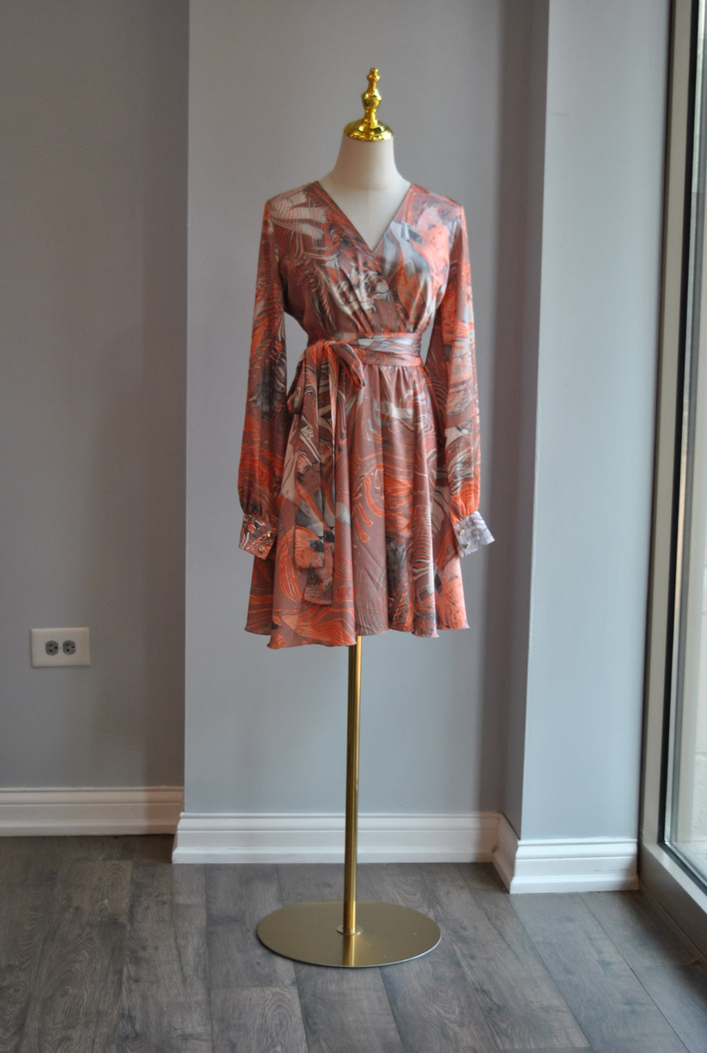 ORANGE AND TAUPE MULTI SILKY MINI FIT AND FLAIR DRESS WITH A BELT