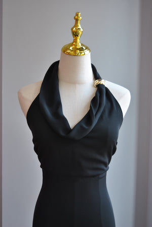 SIMPLE MIDI BLACK DRESS WITH HALTER NECK