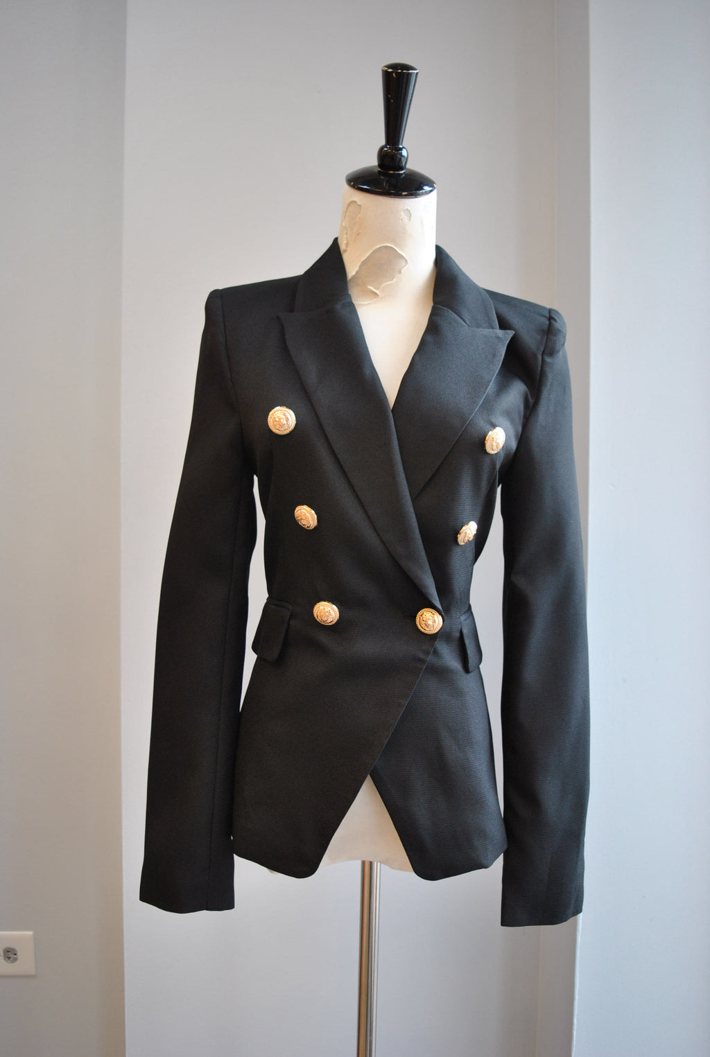 BLACK DOUBLE BREASTED BLAZER