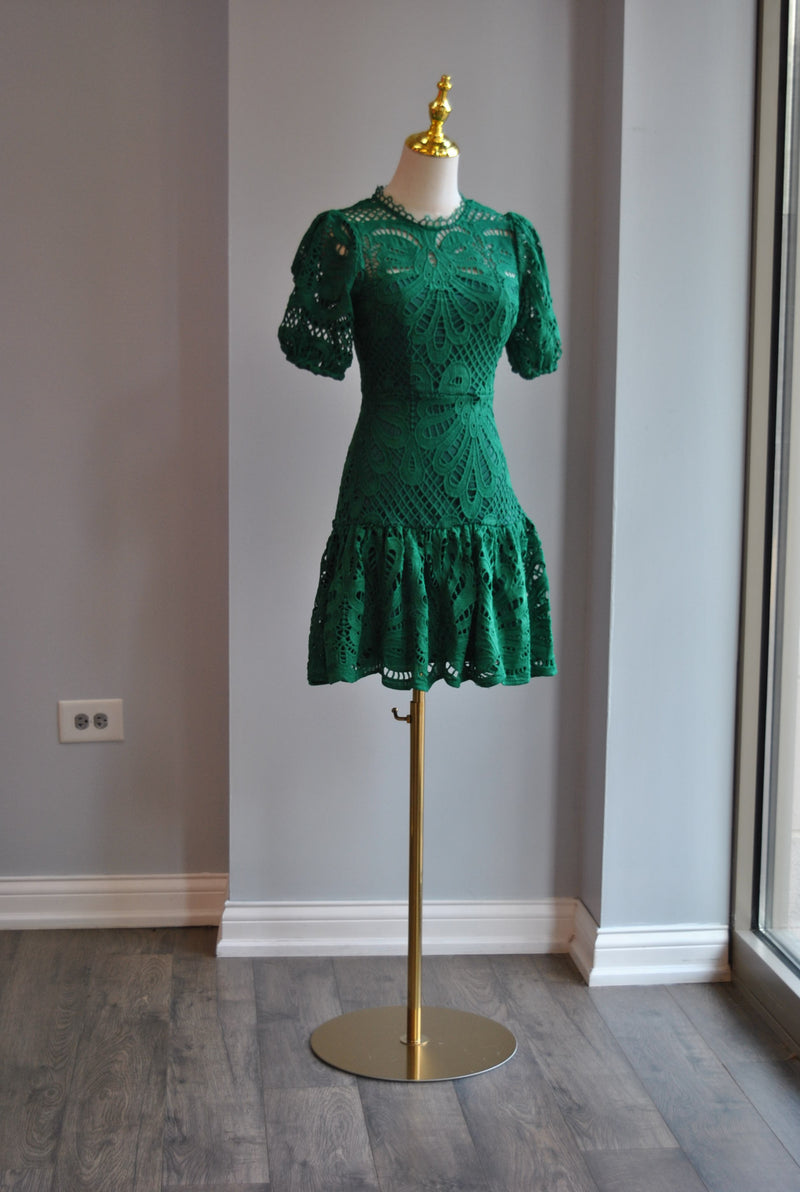 EMERALD GREEN LACE MNI DRESS WITH RUFFLE