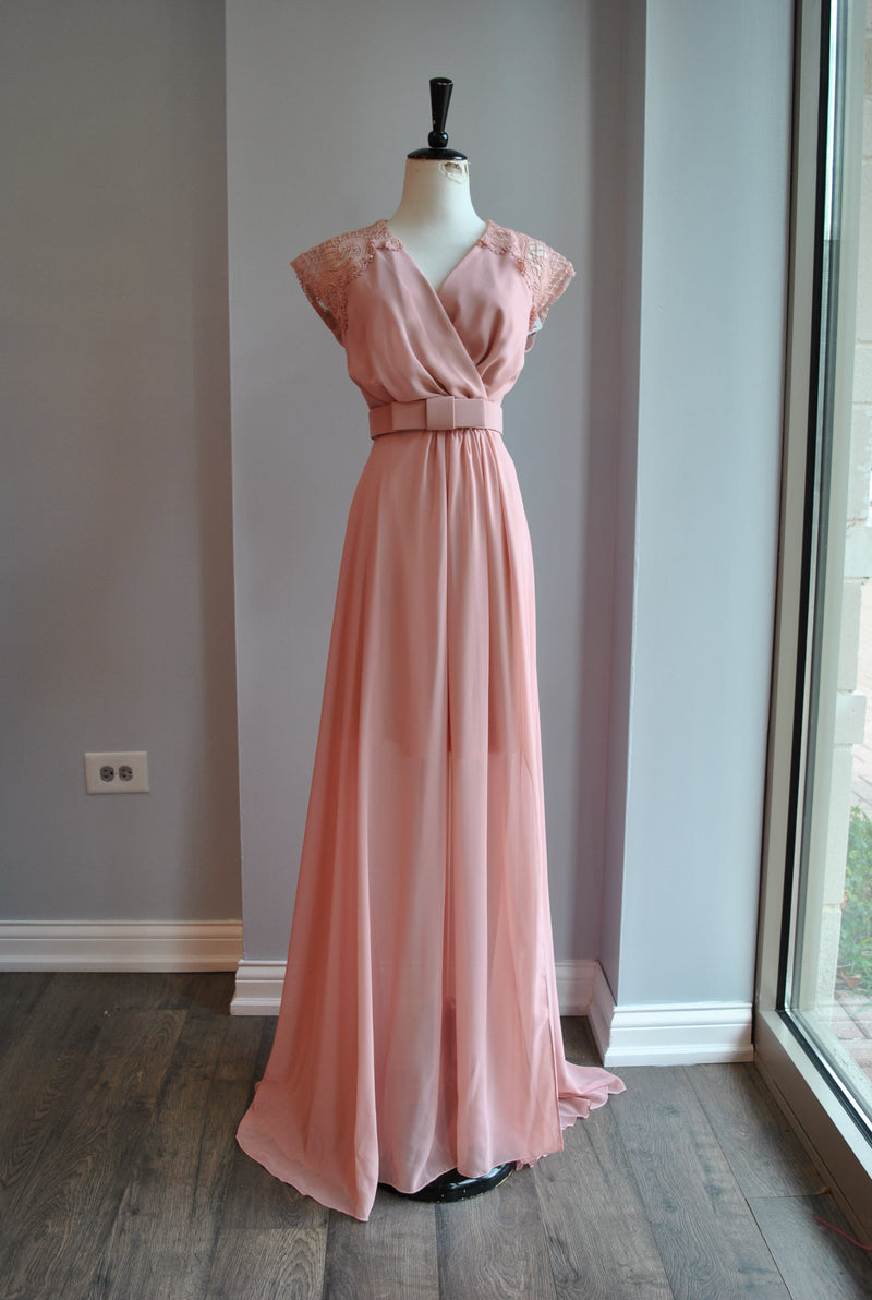 CLEARANCE - BLUSH PINK LONG SUMMER MAXI DRESS WITH LACE SLEEVES AND OP Le Obsession Boutique CLEARANCE - BLUSH PINK LONG SUMMER MAXI DRESS WITH LACE SLEEVES AND OP Le Obsession Boutique