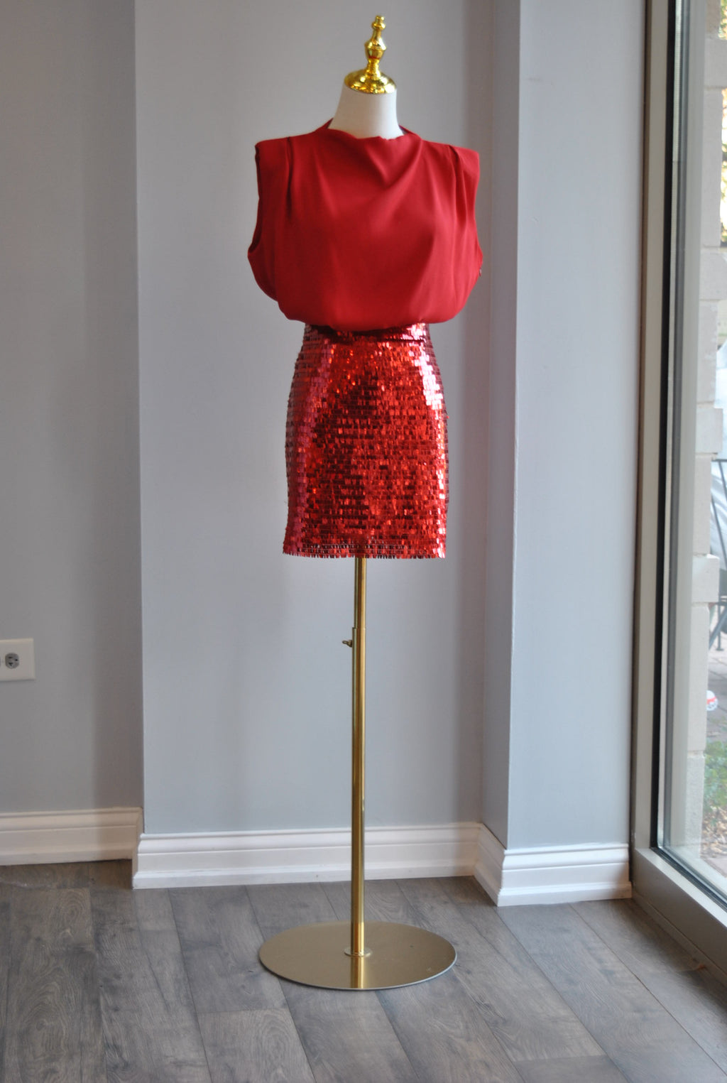 RED ASYMMETRIC DRESS WITH RUFFLES