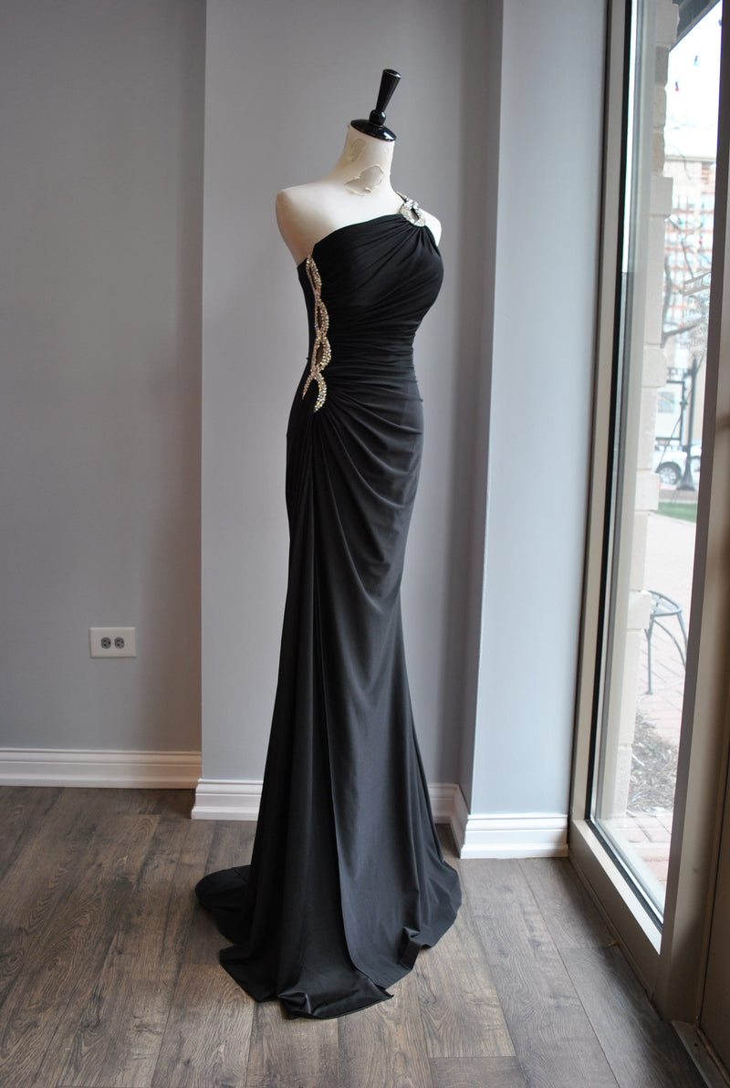 BLACK LONG EVENING GOWN WITH CRYSTALS