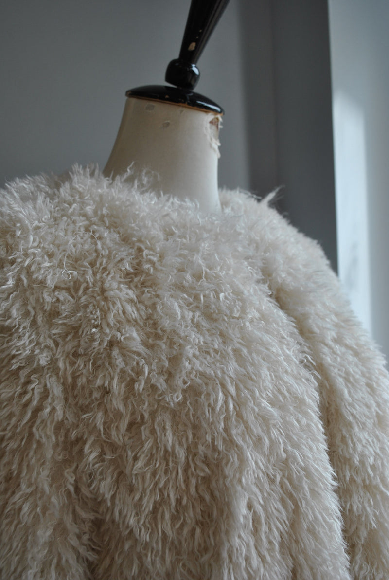 BONE COLOR FAUX FUR CROPPED JACKET