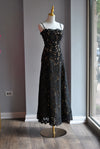 FIT AND FLAIR MIDI BLACK LACE DRESS WITH SIDE POCKETS