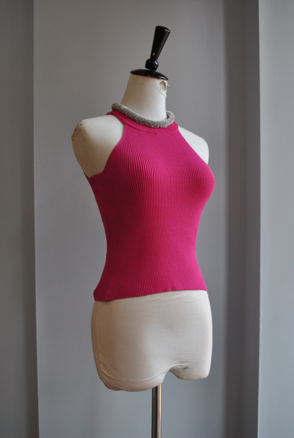 FUCHSIA PINK TOP WITH RHINESTONES