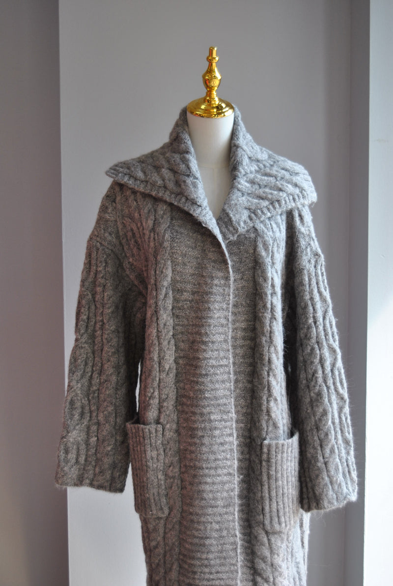 GREY SWEATER CARDIGAN