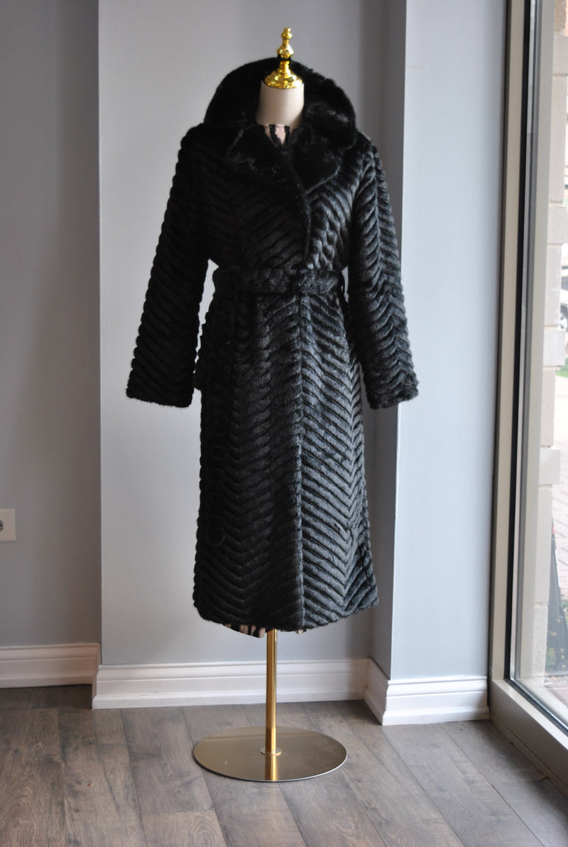 BLACK FAUX FUR LONG COAT WITH A BELT