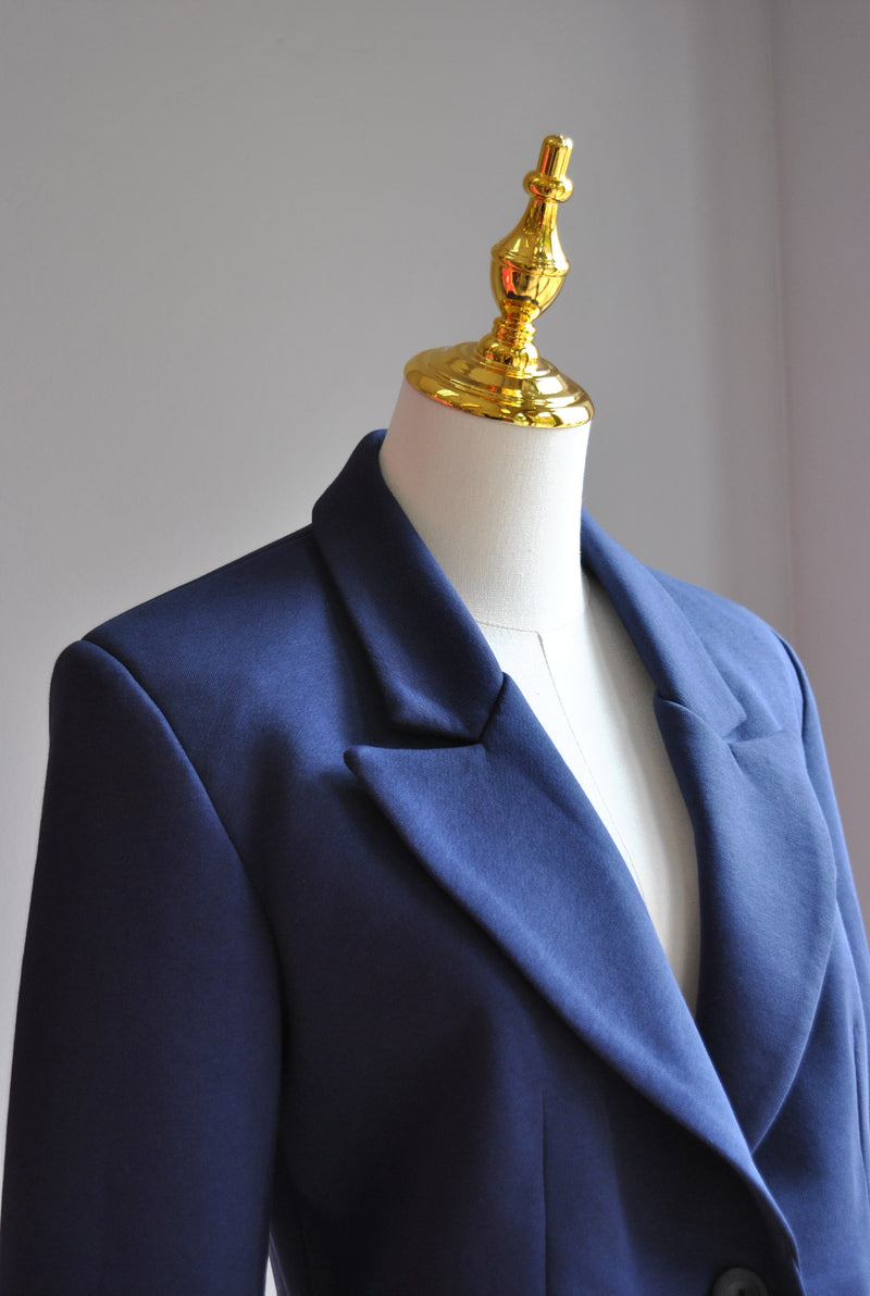 NAVY BLUE CROPPED JACKET