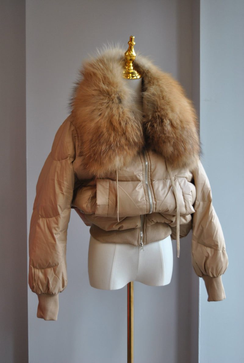 BEIGE WINTER JACKET WITH ELASTIC WAIST AND DETACHABLE FUR