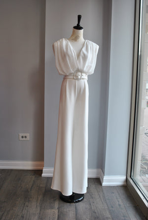 WHITE JUMPSUIT WITH A BELT