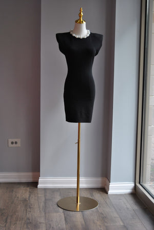 BLACK SIMPLE MINI DRESS WITH PEARLS