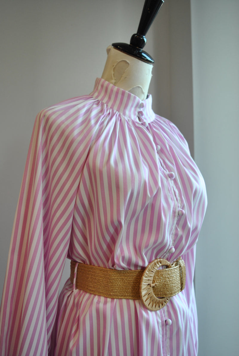 WHITE AND PINK SUMMER DRESS WITH A BELT