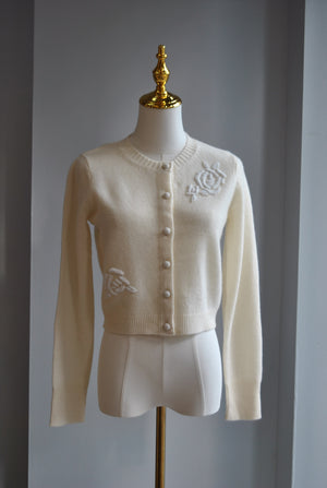 VANILLA SWEATER WITH BEADS