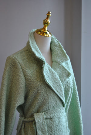 MINT SPRING COAT WITHA BELT