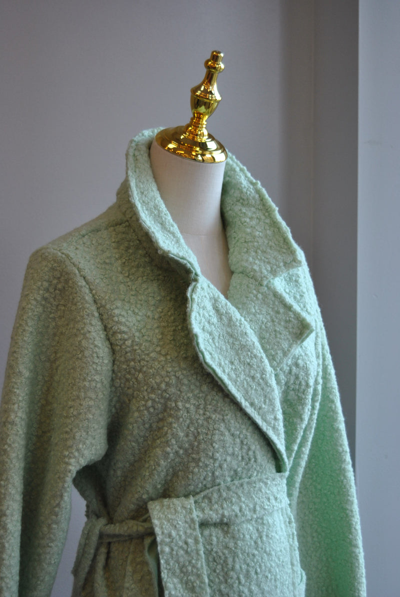 MINT SPRING COAT WITHA BELT