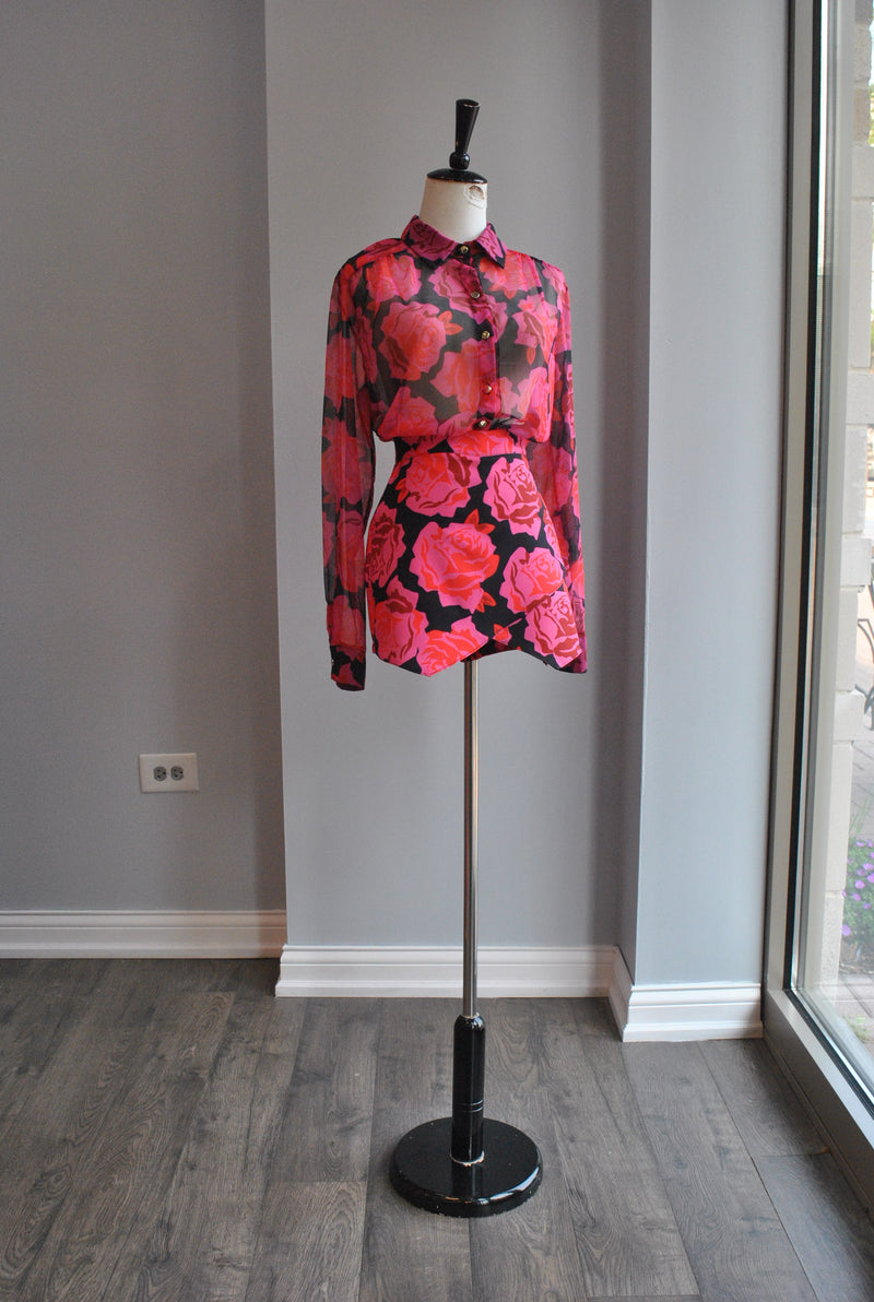 FUCHSIA AND BLACK ROSES SUMMER SET OF A SKORT AND A BLOUSE