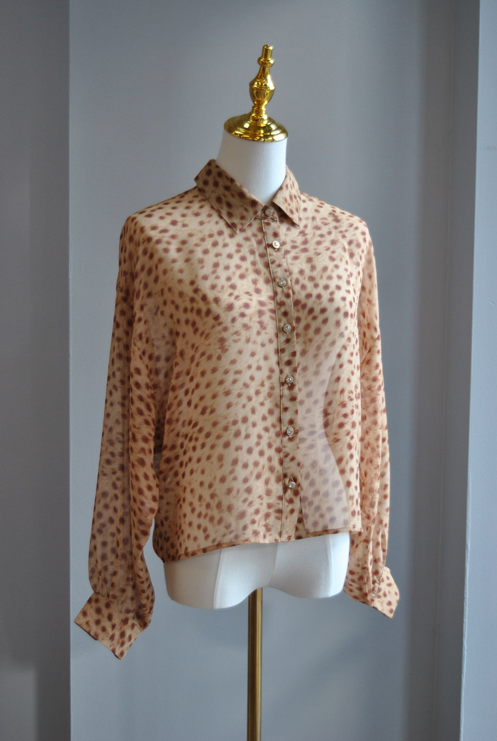 CARAMEL AND BURGUNDY CHEETAH PRINT BLOUSE