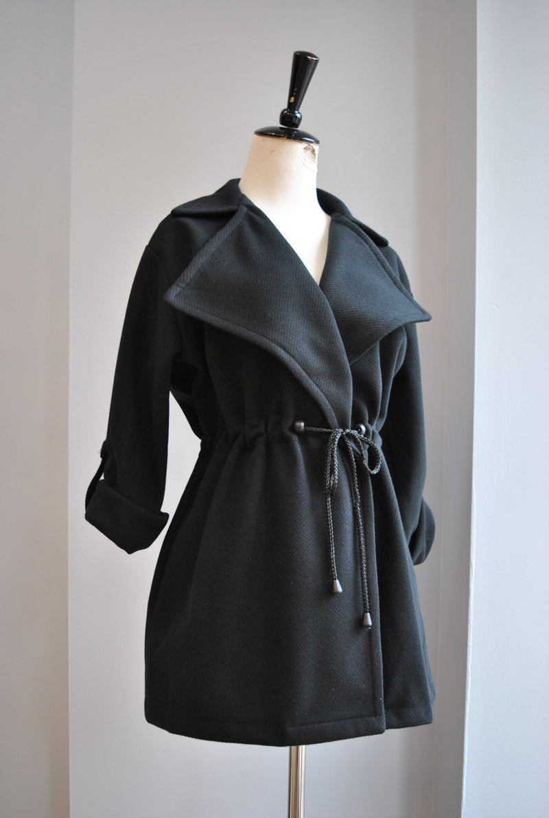 BLACK FALL JACKET