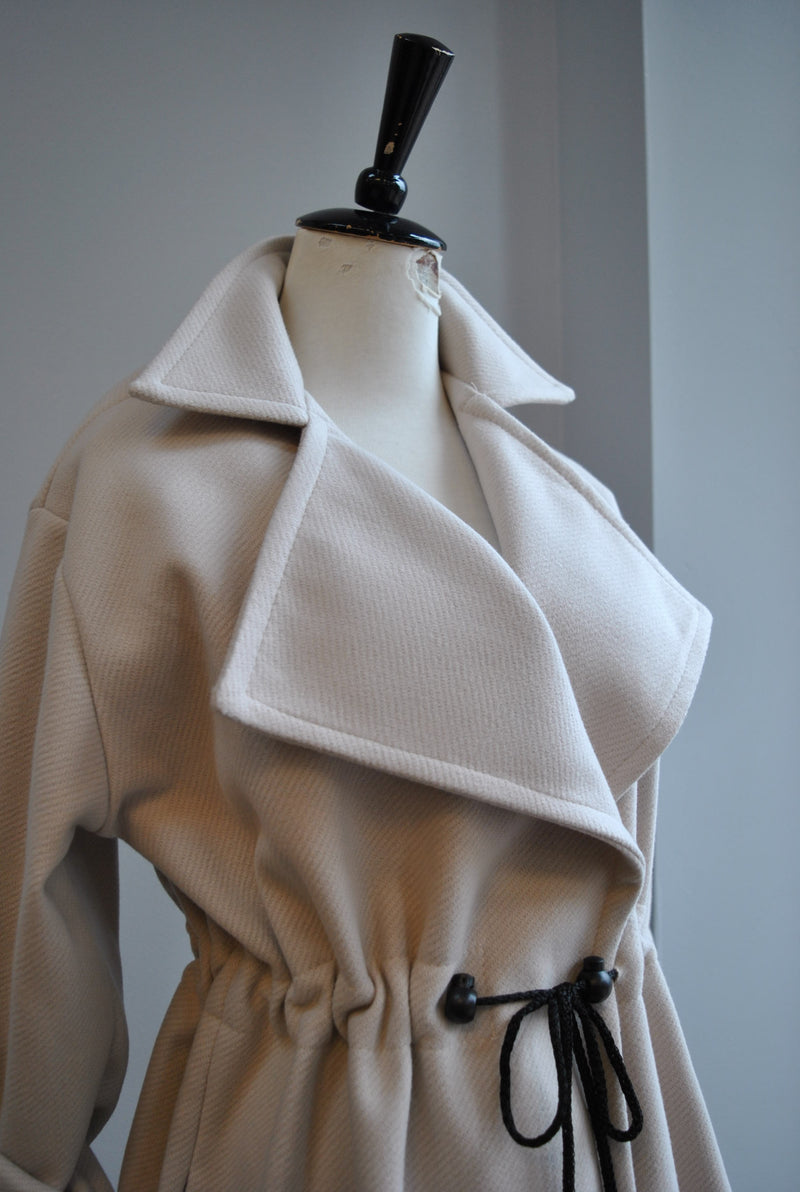 BONE COLOR FALL JACKET